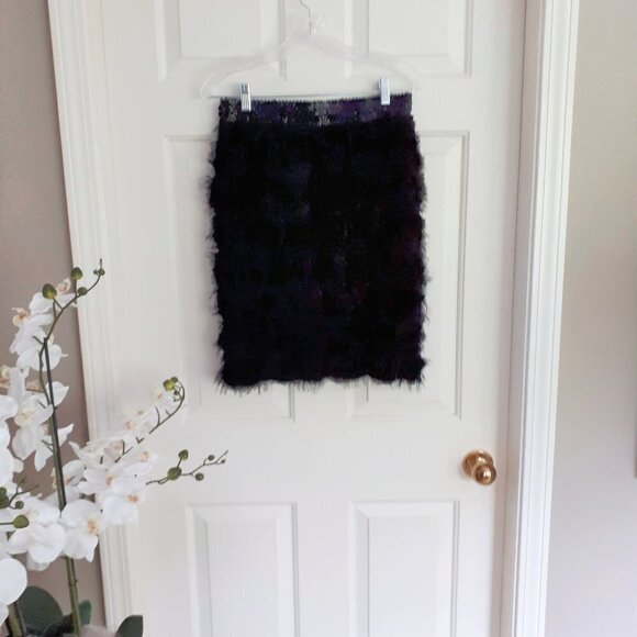 NWOT Mario Serrani black rosette sequin waistband skirt, Size 4 - Picture 4 of 6